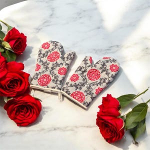 Floral Printed Oven Gloves, Oven Mitts, Kitchen Gloves, Pot Holders, Protective Cooking Gloves, Gift from Vietnam, Set of 2 and 100% Cotton