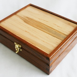 Handmade Brazilian Cherry wooden keepsake box 10 x 8 x 3-1/4, Ambrosia Maple top & bottom, hinged lid, brass latch, made in USA