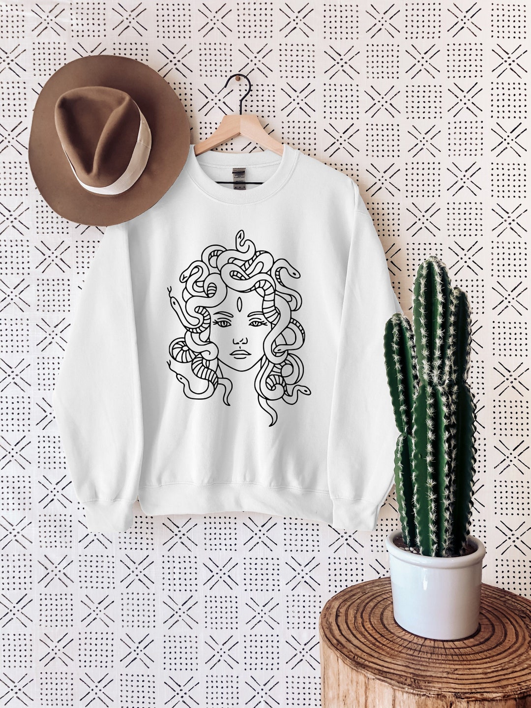 Gorgona Medusa Sweatshirt, Abstract Sweaters, Aestetic Shirt, Greek ...