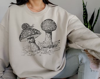 Mushroom and Snail Crewneck Sweatshirt Goblincore Clothing Cottagecore Crewneck Indie sweatshirt,Cozy hippie hoodie Oversized sweatshirt