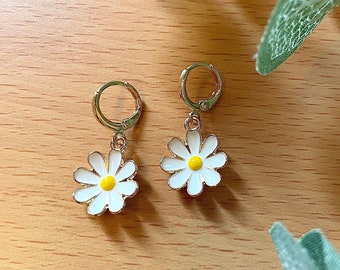Daisy Huggie Earrings: 18K Gold Plated White Flower Hoops