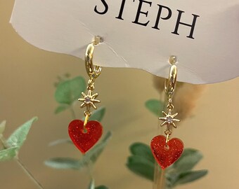 Vintage Star x Acrylic Mini Red Heart Charm Huggie Hoop Earrings