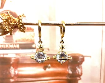 Vintage Gold Saturn Planet Star Charm Huggie Hoop Earrings