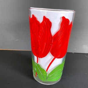 Boscul Peanut Butter Glass - Tulips, Red Flower, Red Name at Top
