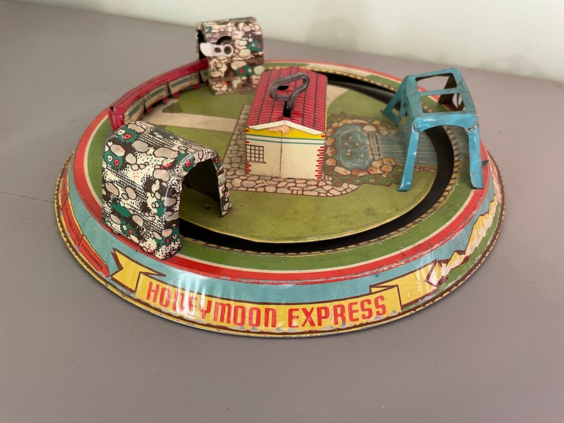 Marx Honeymoon Express Tin Toy Windup Train