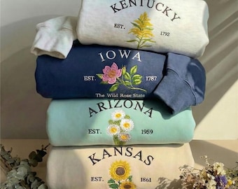 Custom State Flower Sweatshirt, US State Flowers Crewneck, Personalized botanical hoodie, USA Travel Souvenir, Connecticut Indiana