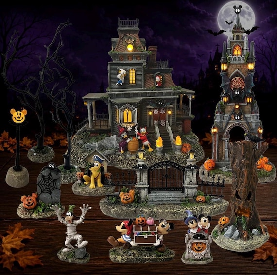 Disney Mickey Mouse Halloween Set Village House 12 Pieces BRAND