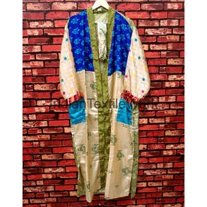 Szlafrok z jedwabnego sari w stylu vintage, jedwabne kimono ciążowe w pełnym rozmiarze z paskiem, jedwabne kimono patchworkowe w stylu boho, odzież etniczna RS-173