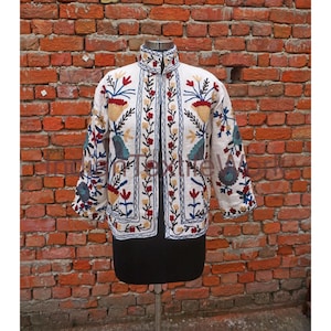 Suzani Embroidery Bomber Jacket: TNT Fabric, 3/4 Sleeve