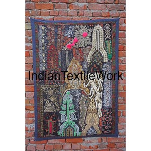 Vintage Sari Patchwork Tapestry: Bohemian Indian Wall Hanging (41x57&#39;&#39;)