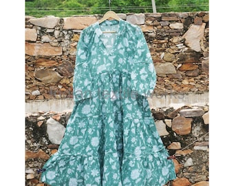 Vestido largo de algodón con estampado floral bohemio y mangas abullonadas
