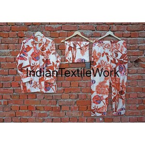 Floral Block Print Cotton Pajama Set: 3/4 Sleeve Sleepwear