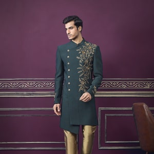 groom Sherwani for Mens Wedding Outfit Groom Ethnicwear Partywear suit with Gold Churidar Pajama Indo-Western Style indian sherwani