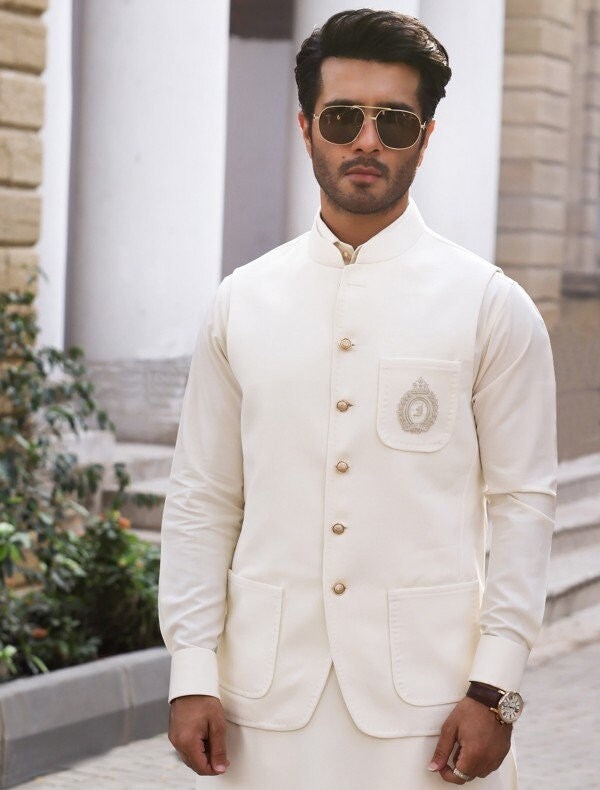White kurta deals suit