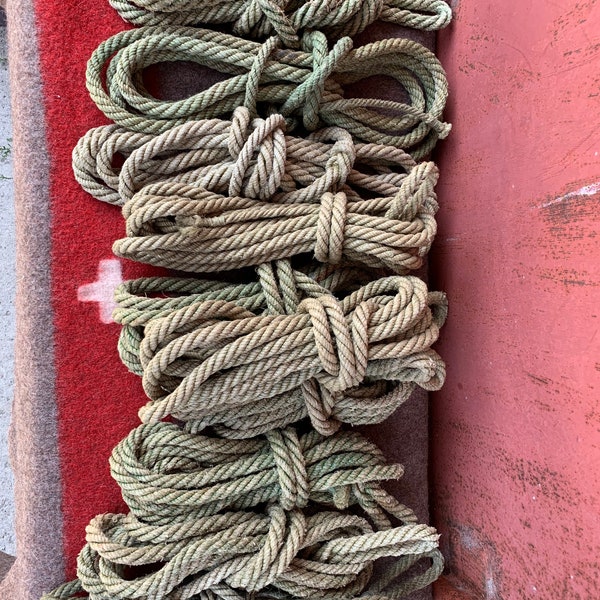 Swiss army waxed ropes, outdoor,bushcraft,military surplus