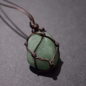 Groene aventurijnkristalketting voor mannen vrouwen, groene aventurijnhanger, groen chakra-kristal, kristalcadeau, bohoketting, liefdeskristal