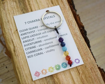 Chaveiro de cristal, chaveiro com pingente de cristal dos 7 chakras, presente para amantes de cristais, cristal de proteção, chaveiro de cristal personalizado.