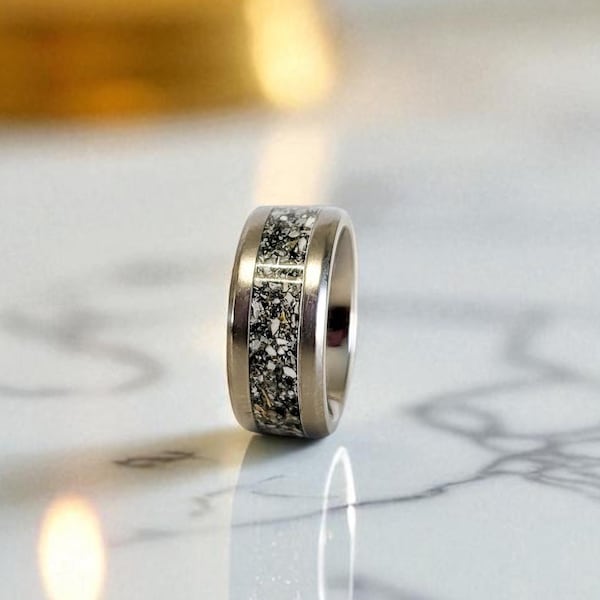 Titanium Cremation Ring: Ash Memorial Jewelry, Pet Loss Urn Ring 8mm