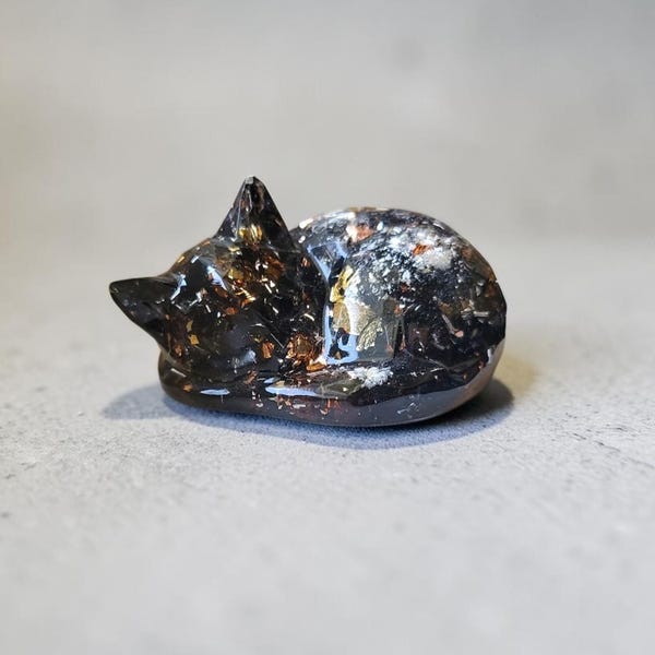 Custom Cremains Cat Memorial Figurine: Cremation Ashes Resin Keepsake Dog Cremation Figure