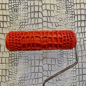 Crocodile Skin Art Roller and Handle