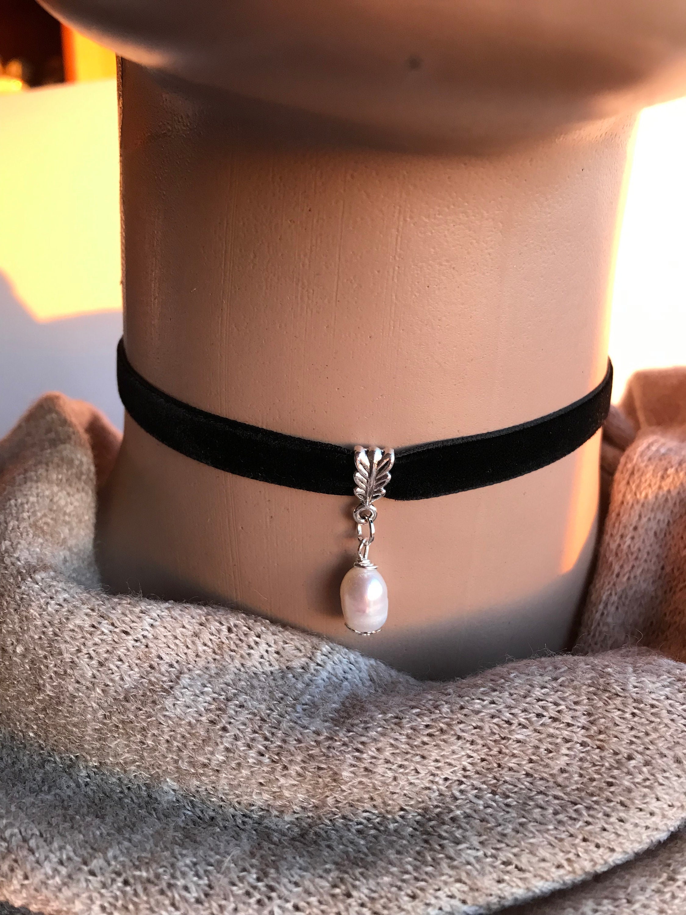 [BLACKMUSE] 925Silver☆Pearl color mix choker Black Leather Pearl Choker Necklace | MIZUKI – Marissa