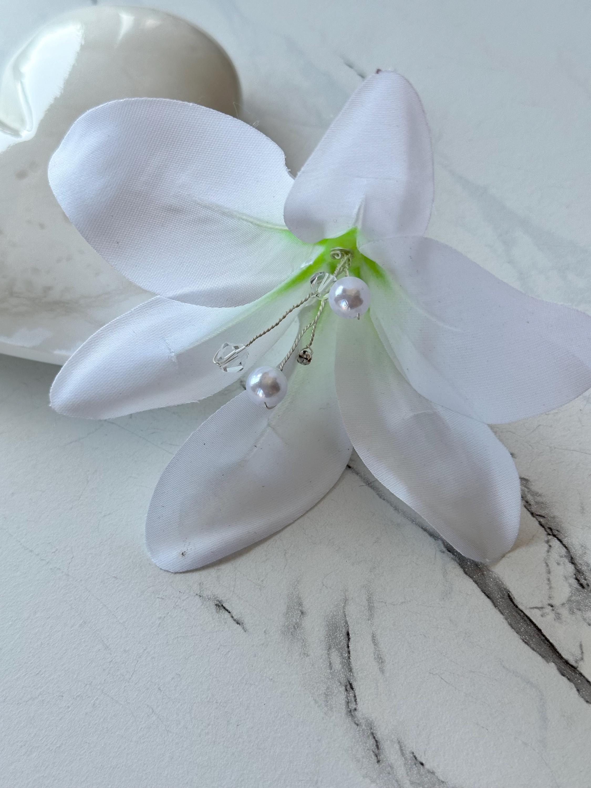 White Lily Bridal Hair Pin: Pearl & Crystal Wedding 
