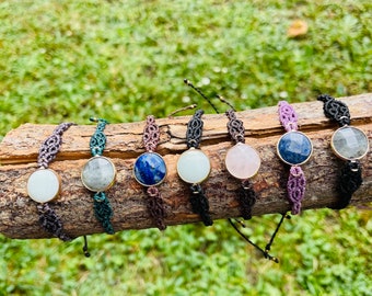 Pulseras de macramé y piedras