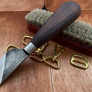 Leather slanting skiving knife, Japanese slanting Skiving Knife, From Tempered Carbon. Slanting skiving knife for leather.