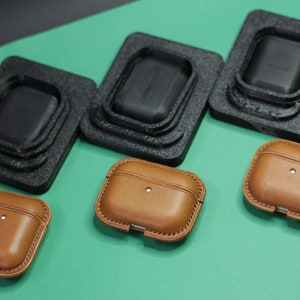 Wet molding form for the leather case for Apple Airpods 1, 2, Pro, 3. Leather craft tools.