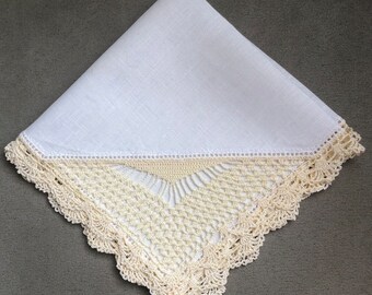 Vintage Linen Handkerchief with Crochet Lace Edging,