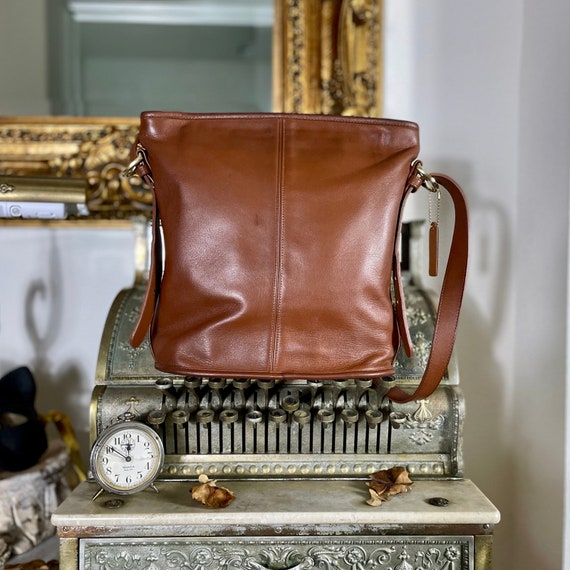 バッグ 1950 Vintage Coach Bleecker Bucket Bag Coach F13353 Vintage Bleecker British Tan Medium Leather