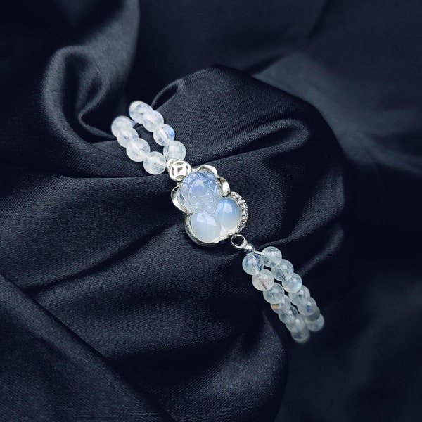 Moonstone Bracelet, Moonstone Beaded Bracelet Mix With Moonstone Pixiu That Is Bordered By Silver, Feng Shui Moonstone Jewelry Gifts