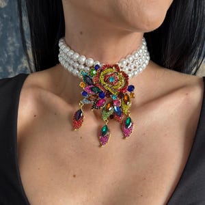 Art Deco pearl choker necklace with beautiful chrome brooch, Three strand adjustable pearl necklace, Formal mother of bride groom necklace