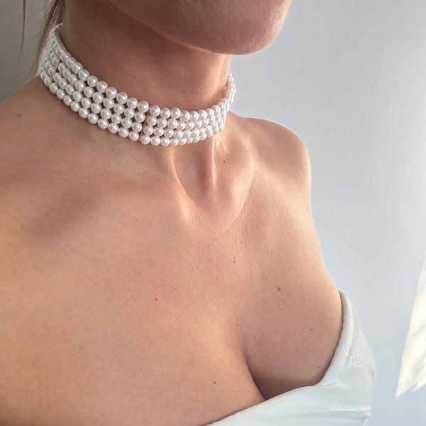 Choker Necklace with 4 layers of 6mm pearls, Layered bridal pearl Necklace, Multi-strand pearl necklace, Vintage style necklace