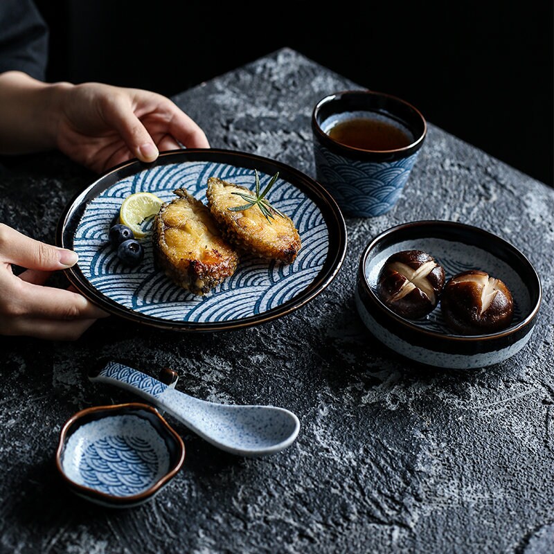 Set di piatti moderni giapponesi cena in porcellana cucina Dessert insalata  piatti che servono posate Set Party Assiette accessori da cucina -  AliExpress