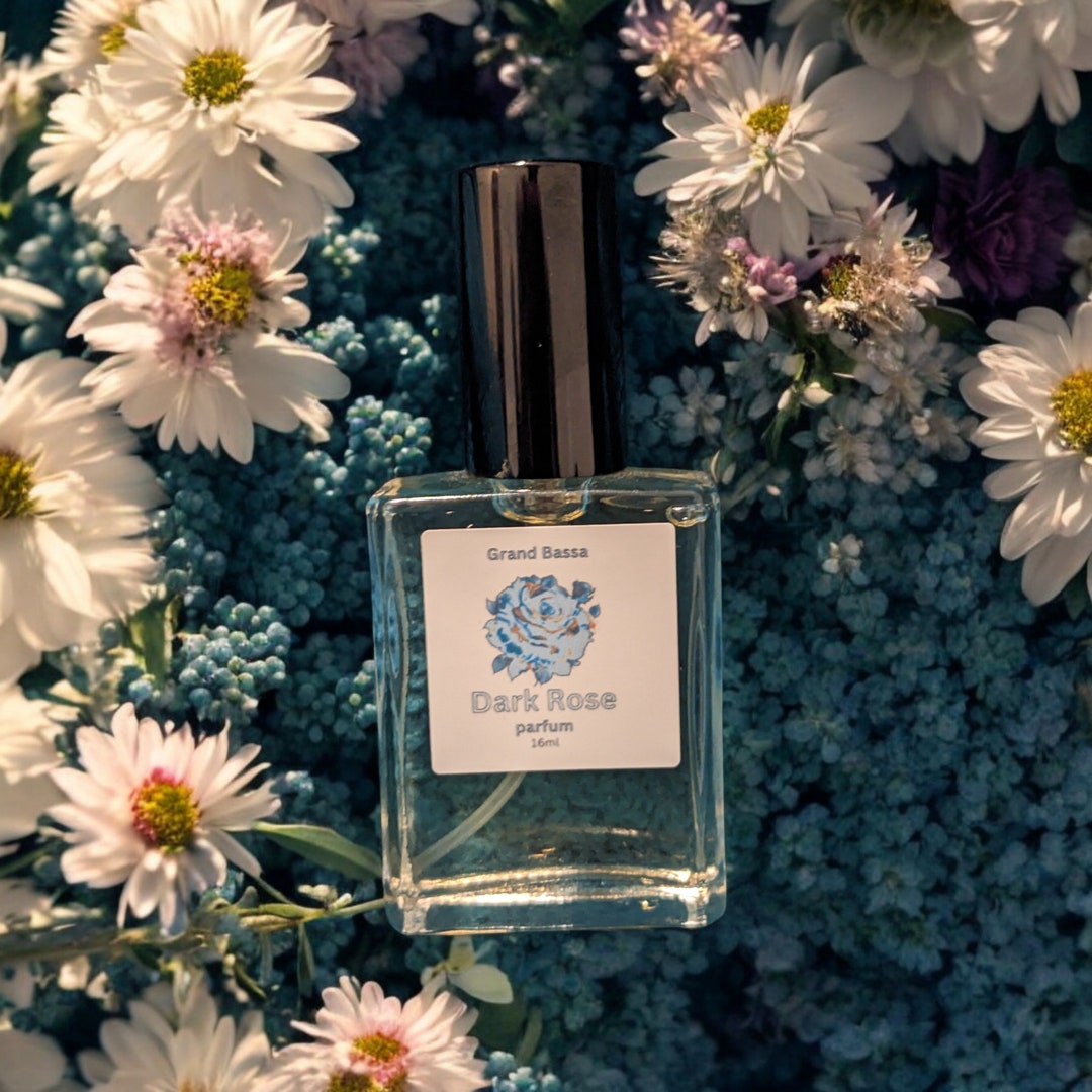 Rare Roses Perfume Luxurious Dark Rose Floral Perfume for Fall Season With Powdery Notes ...