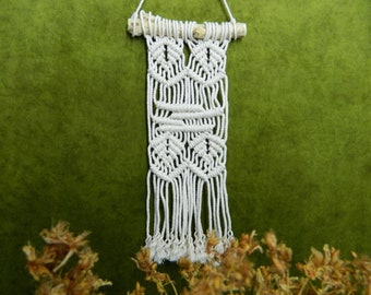 Beginner macrame wall hanging pattern pdf, Bohemian tapestry, Cute handmade gift