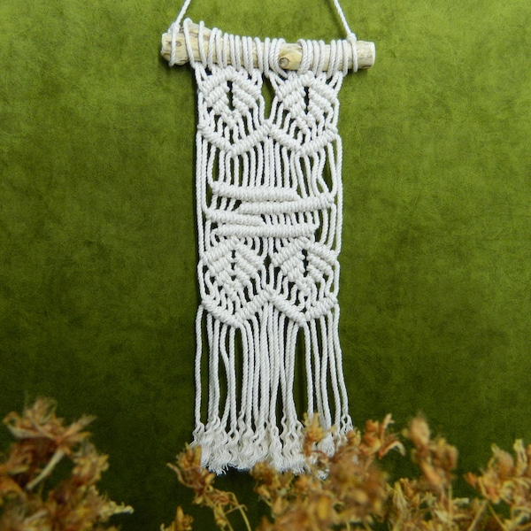 Beginner macrame wall hanging pattern pdf, Bohemian tapestry, Cute handmade gift