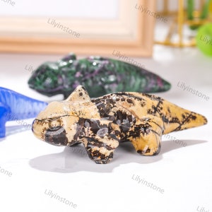 All kinds of animal figurines ,Hand Carved Giant Salamander, Crystal Gifts ,Crystal Animal Kingdom ,Crystal Salamander, Healing Crystal .