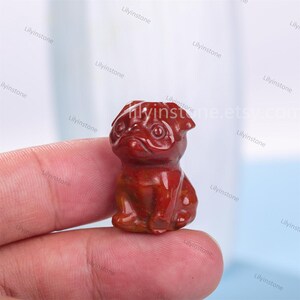 1 Zoll, natürliche indische Achat Kristall Mops Figur, Kristall Haustier, Edelsteine Hundeskulptur Mops Geschenk für Freundin, Büroeinrichtung, Mops Hund, Geschenk für sie