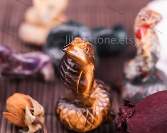Crazy Agate Snake,Snake Decoration,Crystal Snake,Crystal Carving,Obsidian,Tiger Stone Quartz animal,Home decor,Crystal gift,Mineral Samples.