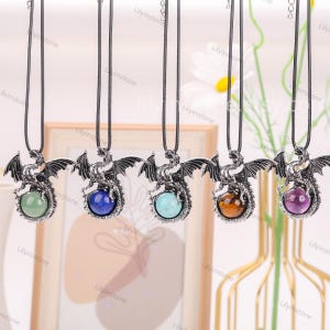 Dragon Necklace,Quartz Crystal Dragon Necklace,Vintage Necklace ,Flying Dragon Necklace, Tiny Dragon Necklace,Dragon Necklace, Gift For Her.