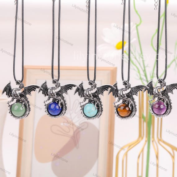 Dragon Necklace,Quartz Crystal Dragon Necklace,Vintage Necklace ,Flying Dragon Necklace, Tiny Dragon Necklace,Dragon Necklace, Gift For Her.