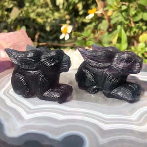 Rabbit Figurines, Healing Crystals Chakra Decor, Fluorite, Natural Gemstone, Hand Carved Rabbit Statues, Desktable Decoration