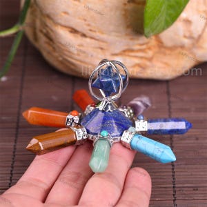 7 Chakra Kristall Punkte, Quarz Kegel mit Merkaba Sterne Generator, Metaphysical, Home Decor, Chakra, Heilkristalle, Geschenke zum Muttertag.
