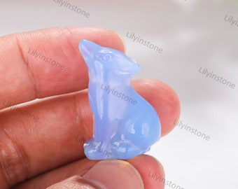 Crystal Wolf Decor, Carved Wolf Statues ,Home Deocr, Natural Gemstone Carving Wolf Figurines , Altar crystal ,Spirit totem ,Cryystal gifts .