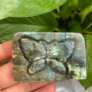Sculpture papillon, sculpture irrégularité, gaufrage labradorite, petit ornement, petits objets décoratifs 65 * 43 * 14mm.
