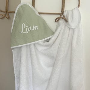 Baby bath cape