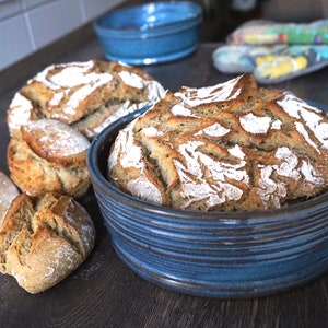 Bread baking pan - ceramic baking pan - casserole dish - salad bowl - baking pan