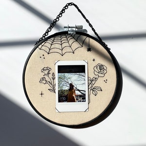 Instax Photo Frame Handstickerei